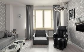 Sleek Apartment Near Wenceslas Square By Prague Days